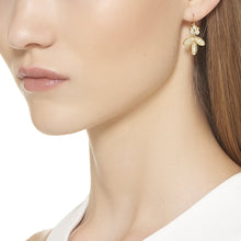 Load image into Gallery viewer, 18K Foglia Earrings