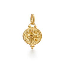 Load image into Gallery viewer, 18K Scorpio Zodiac Pendant